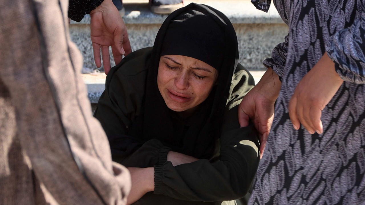 Deadly Israeli strikes mar fragile Gaza truce