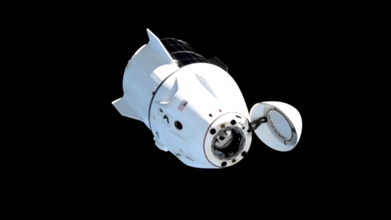 Stranded US astronauts heading back to Earth after unexpected 9-month stay on space station