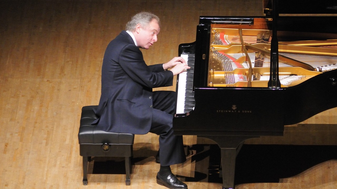 Pianist Andras Schiff cancels US concerts over the ‘new sheriff in town’