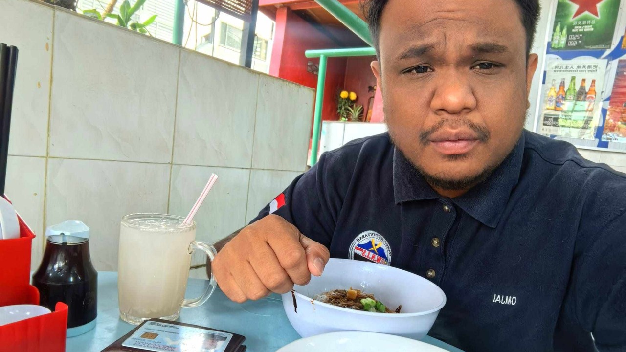 ‘Ramadan slap’ in Malaysia goes viral as social media responds with satire