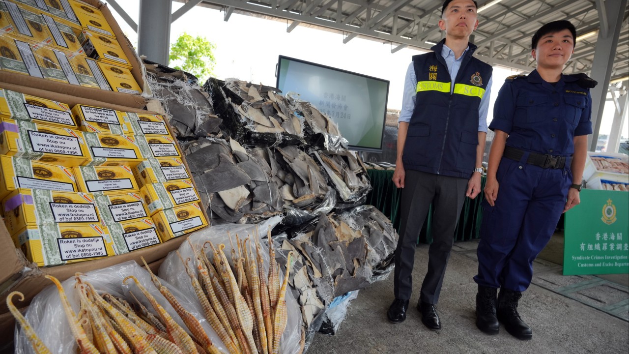 4 arrested as Hong Kong customs seizes over HK$25 million in contraband after boat chase