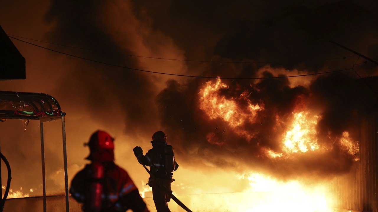 Deadly wildfires sweep South Korea’s southeast
