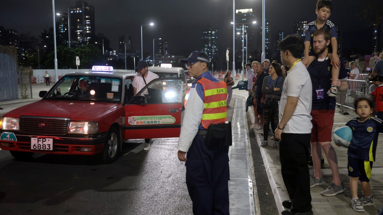 Fans left frustrated by taxi issues on opening day of Hong Kong Sevens