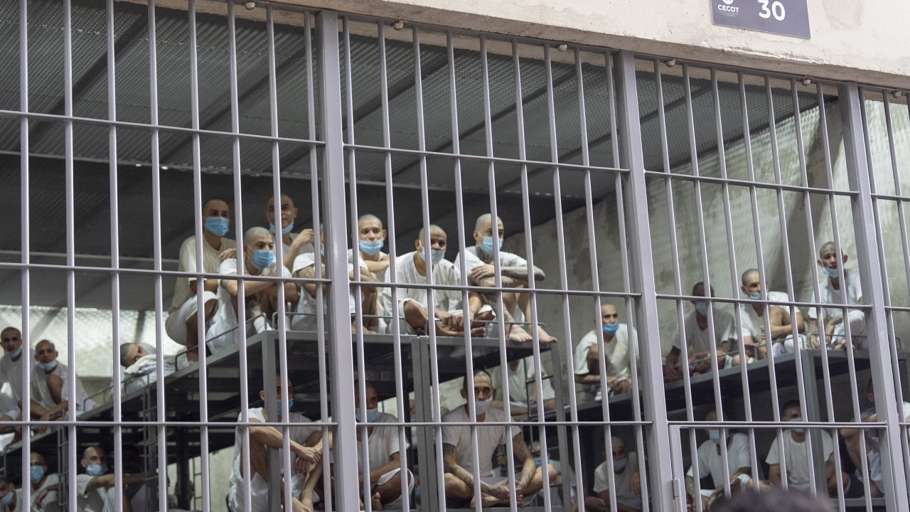 US ordered to return man sent to El Salvador prison in ‘error’ during Trump deportation