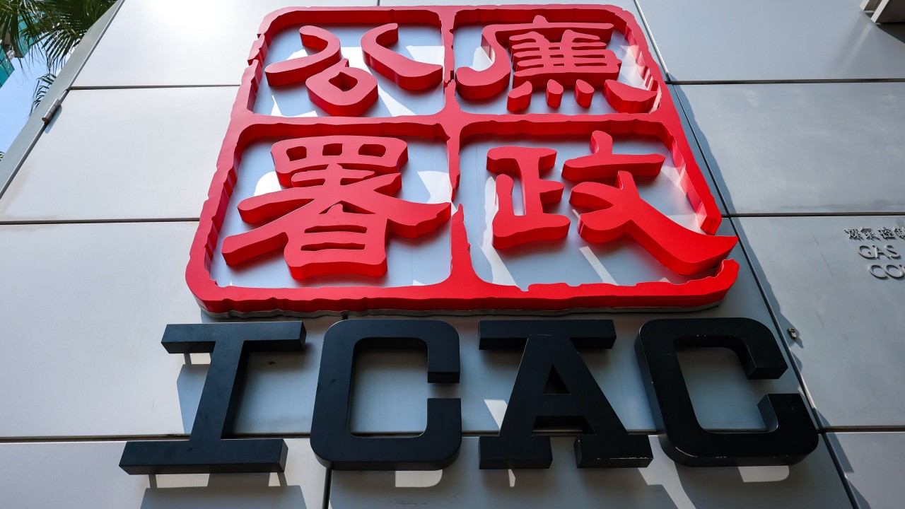 Ex-Hong Kong policeman charged in ICAC probe faces 30 extra counts of bribery, fraud