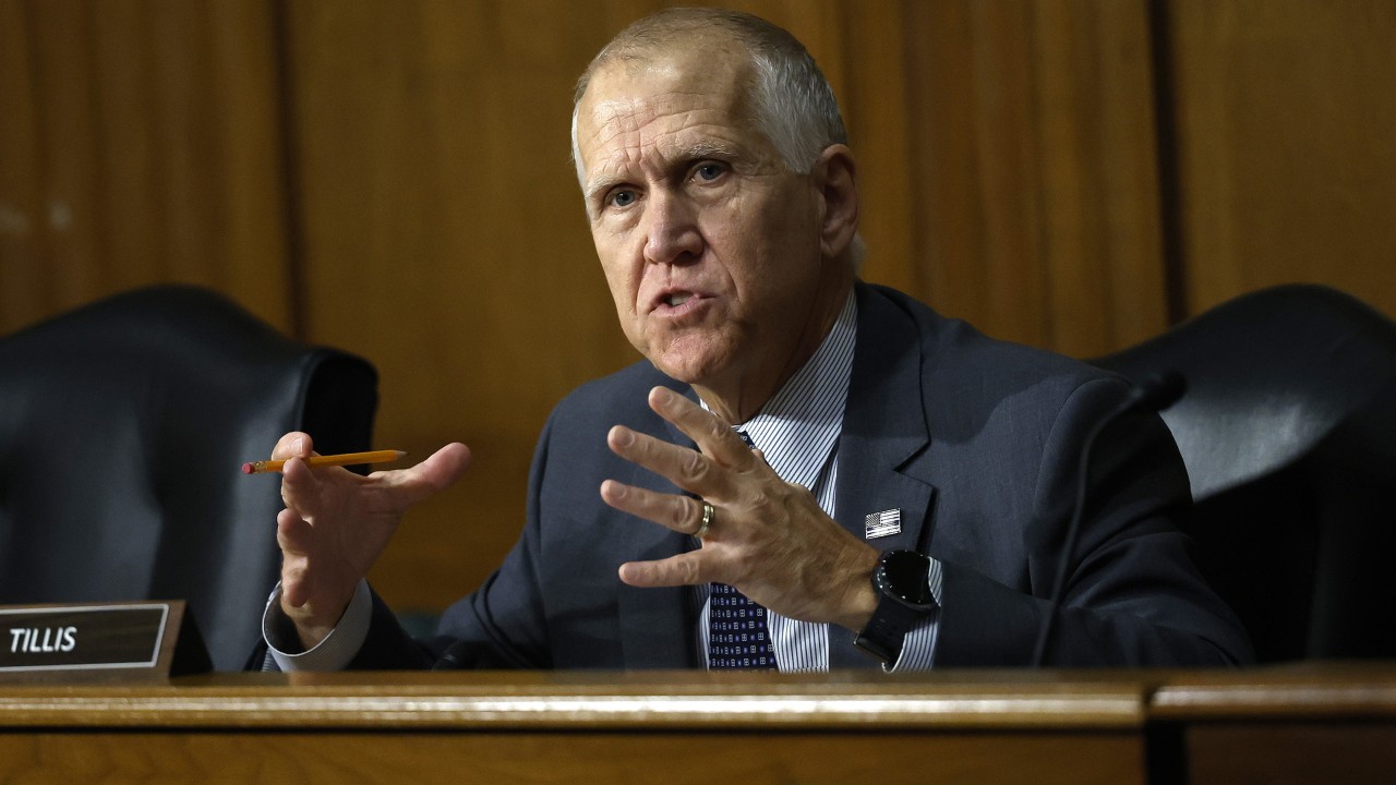 American in Thailand pleads guilty to threatening to kill US Senator Thom Tillis