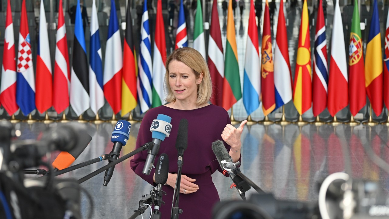 EU begins defence fund talks to ease debt concerns