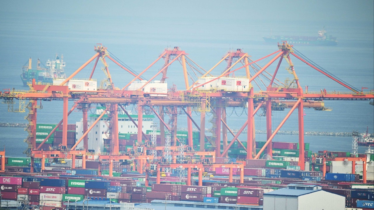 Philippines urged to ‘strategically’ work with China amid US tariff tensions