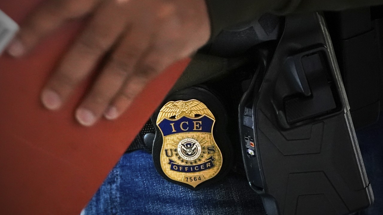 ICE deports 2-year-old US citizen and mother of 1-year-old infant