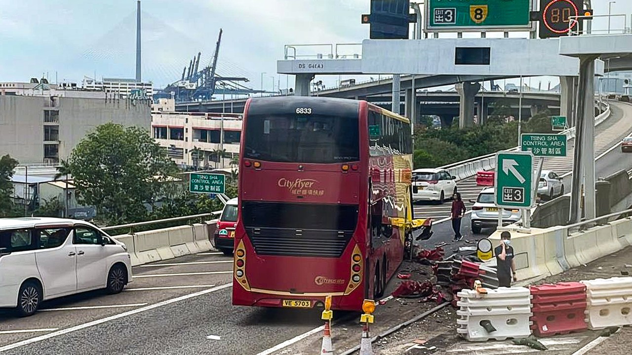 Bus crash on Hong Kong highway leaves driver, 15 others injured