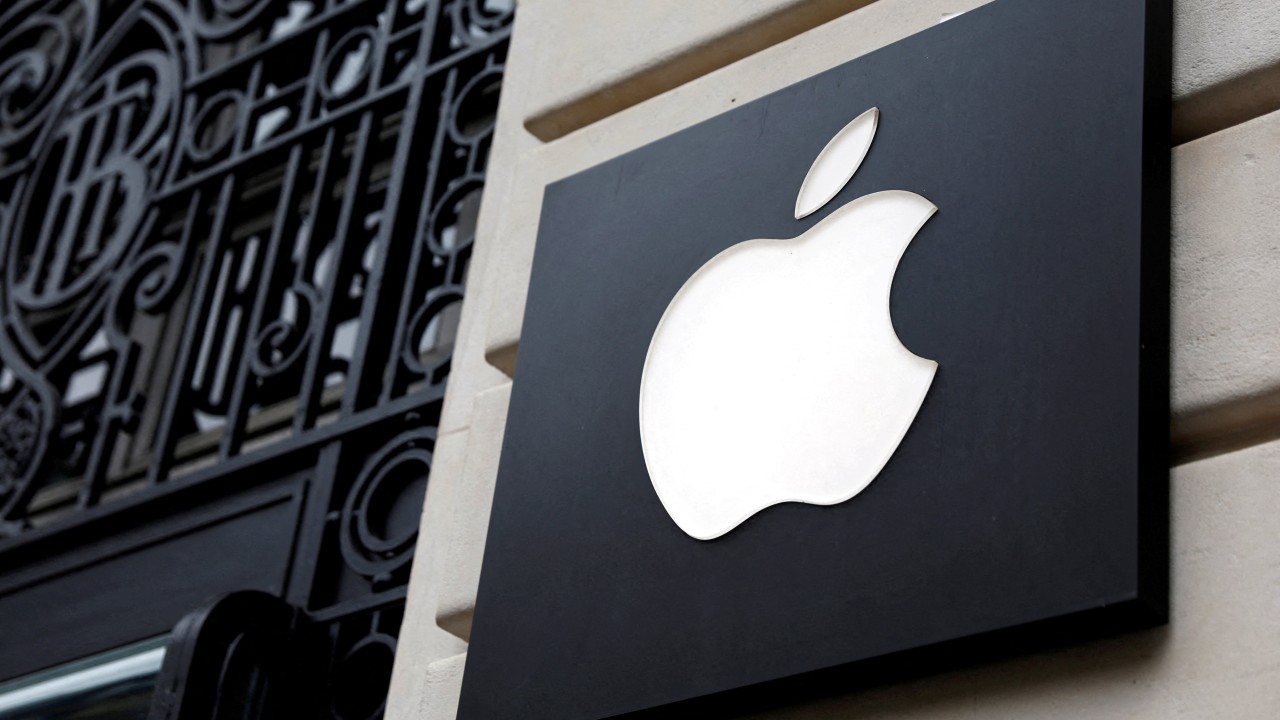 Apple expects US$900 million tariff hit as it shifts US iPhone supply from China to India