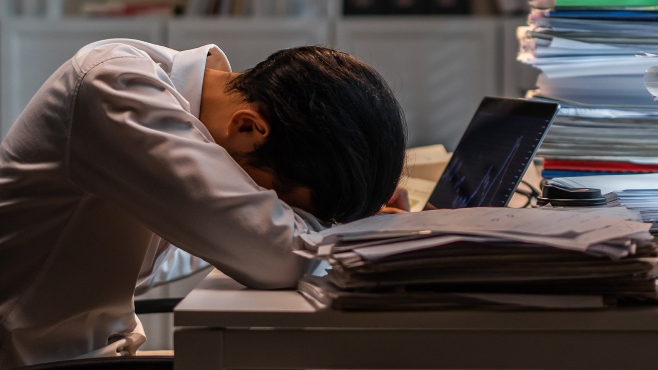 China tutor dies at work after struggling under burden of managing 400 students, overtime