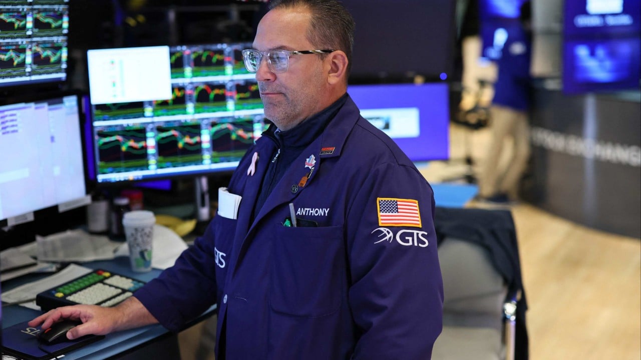 Wall Street gains as China boosts its economy ahead of US trade talks