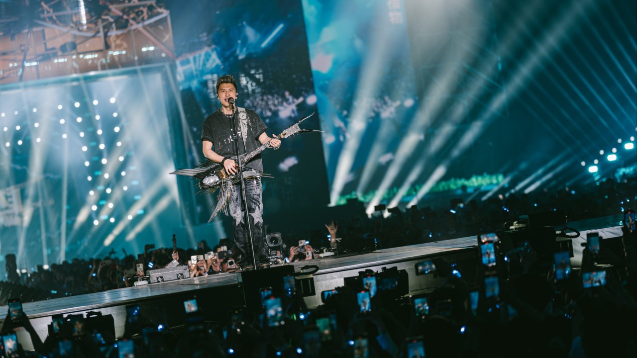 Fans of Hong Kong star Nicholas Tse report losses of HK$900,000 over ticket scams