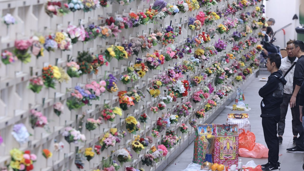 Hong Kong to release more than 16,000 new columbarium niches