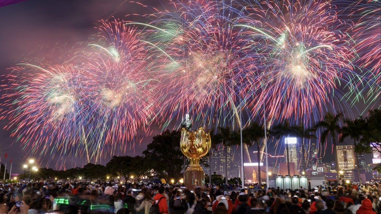 Hongkonters може насолоджуватися 9-денними місячними перервами, 6 довгих вихідних у 2026 році Hongkonters може насолоджуватися 9-денними місячними перервами, 6 довгих вихідних у 2026 році