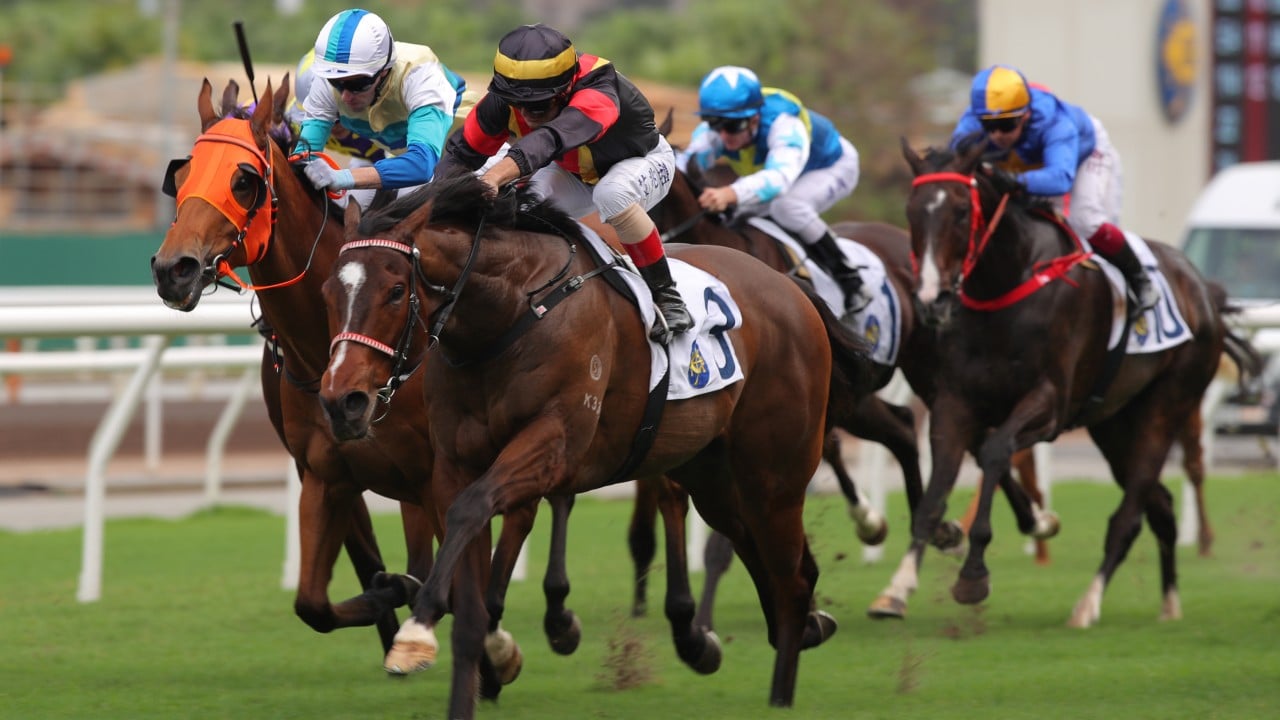 Blazing Wukong lights up turf for Ricky Yiu as Andrea Atzeni raises bat at Sha Tin