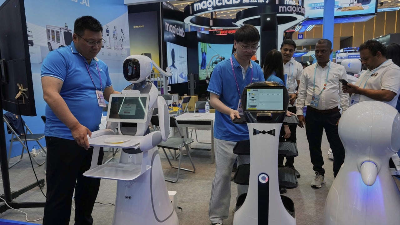 China’s army of robot makers jostle for attention in overcrowded market