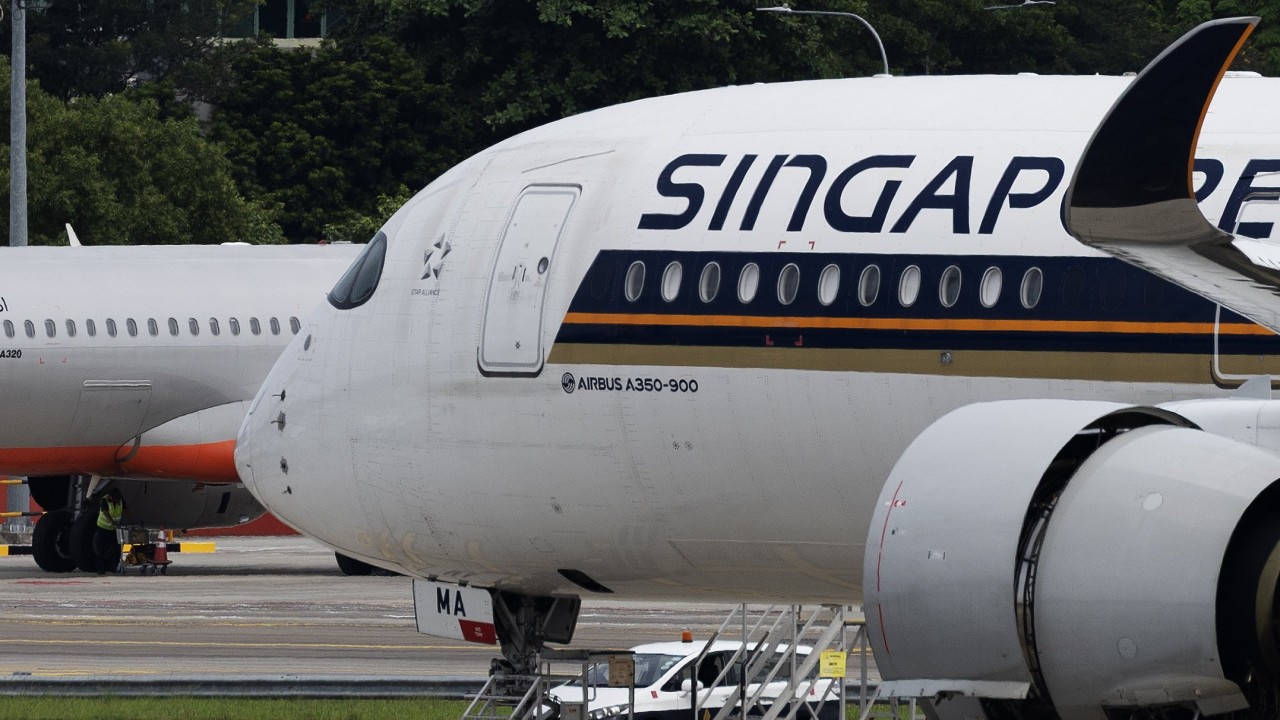 Airlines Disrupted by Middle East Strikes, Ceasefire