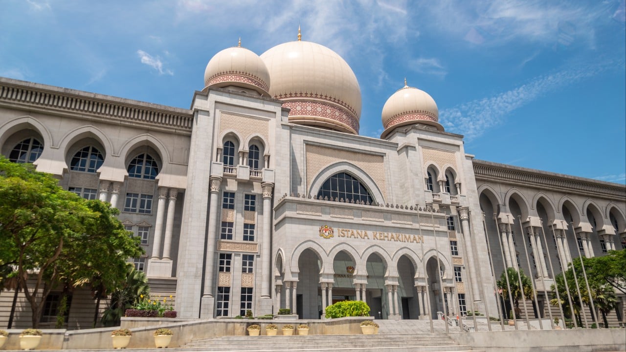 ‘Something is rotten’: concerns mount over Malaysia’s judicial vacuum