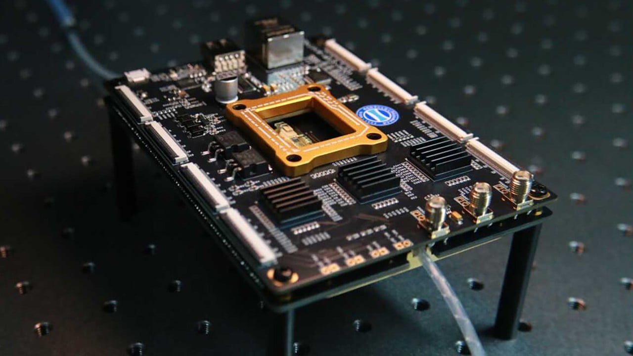 China’s optical chip advances such as Meteor-1 light the way for AI development