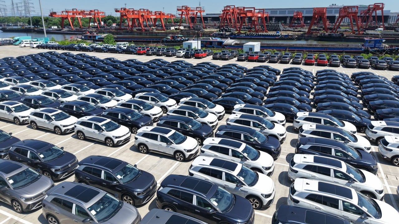 Investors look to Politburo meeting for signs of fighting overcapacity