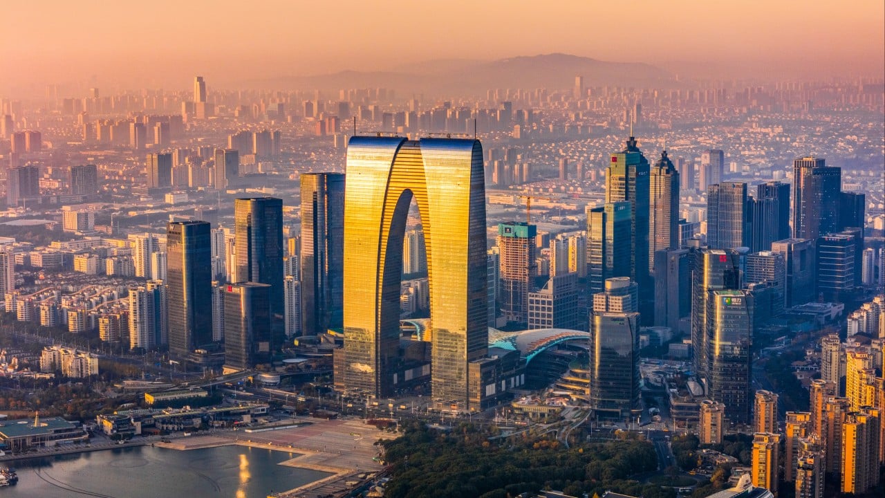 China’s new champion? Jiangsu narrows gap with Guangdong for top provincial GDP