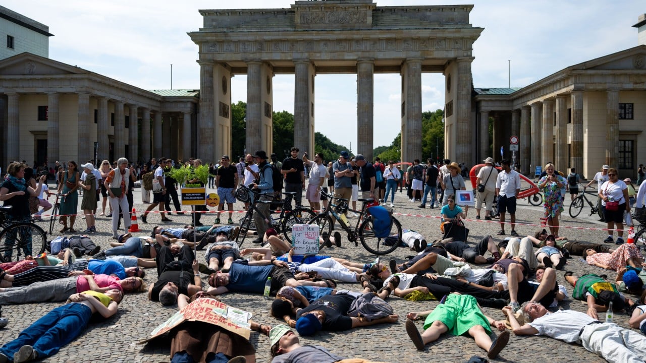 Climate Change Linked to 2,300 Heatwave Deaths Across Europe
