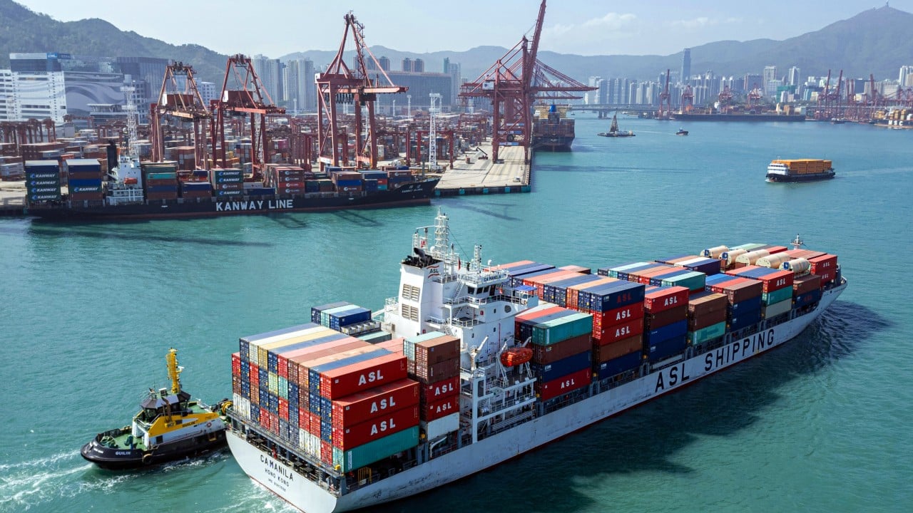 Hong Kong Financial Secretary Says City Nears Operating Surplus Amid Economic Growth