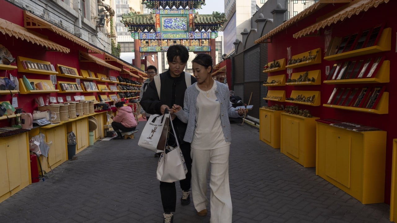 Cene zlata so padle zaradi podatkov o inflaciji v ZDA.