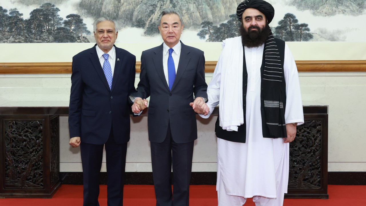 Chinese Foreign Minister visits Afghanistan for 3-way talks involving Pakistan