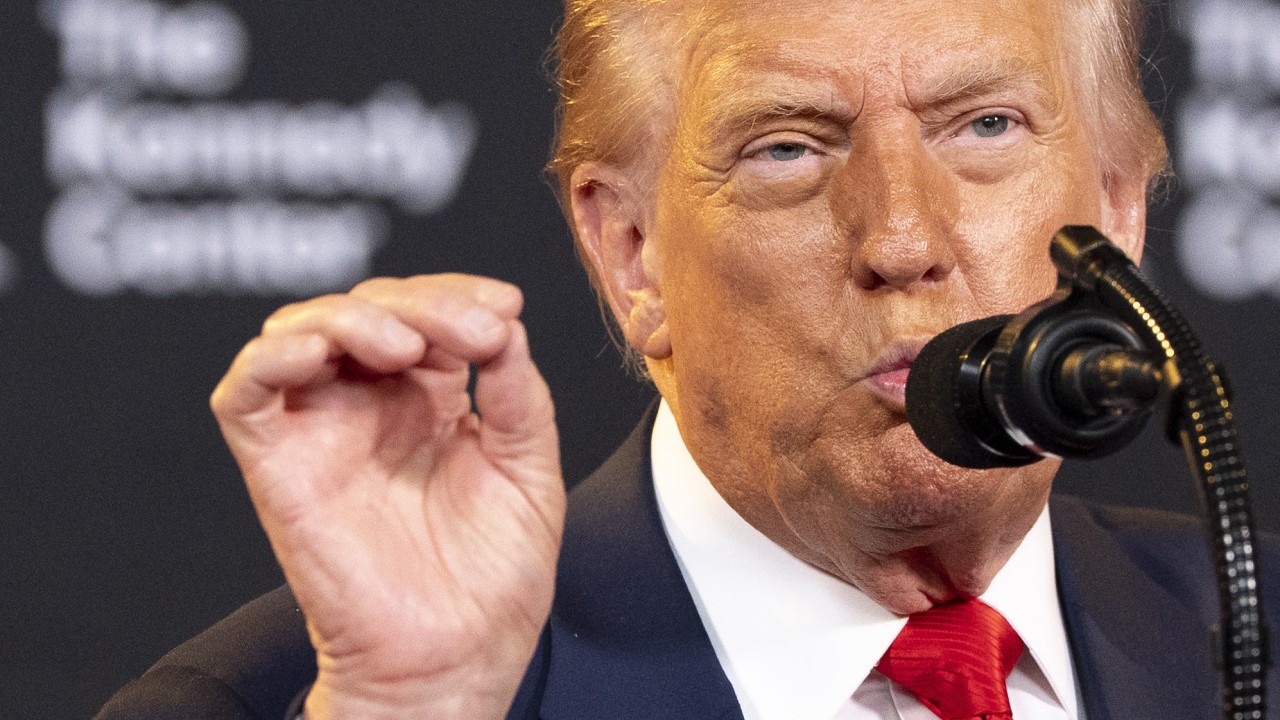 Trump slams Smithsonian for focusing on ‘how bad slavery was’, threatens funding