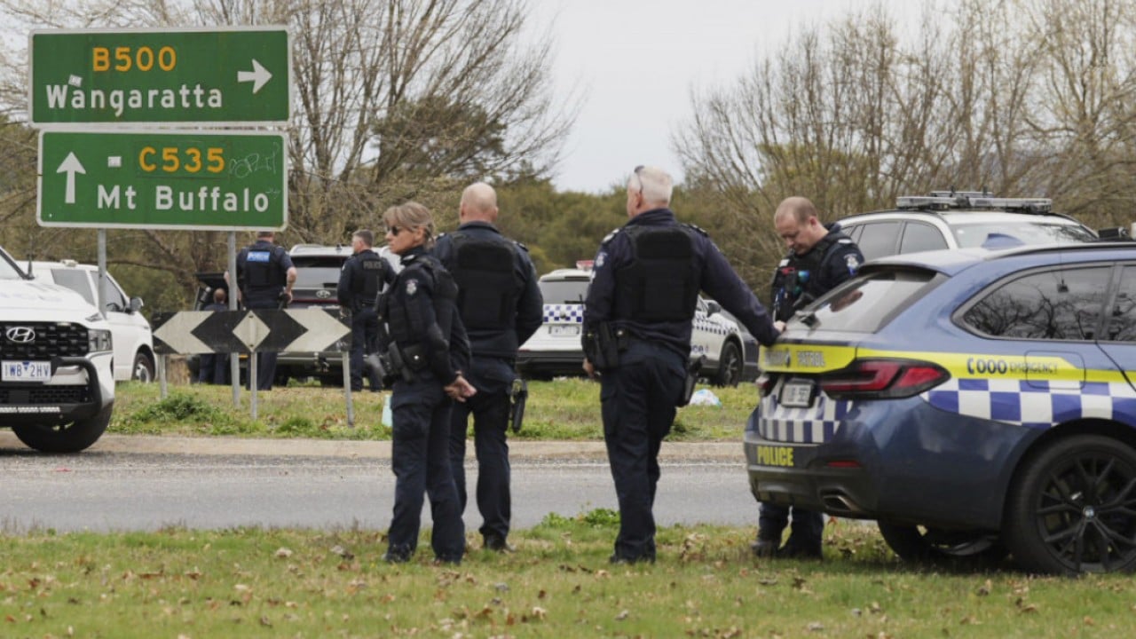 2 Australian police officers killed in rare fatal shooting, manhunt underway