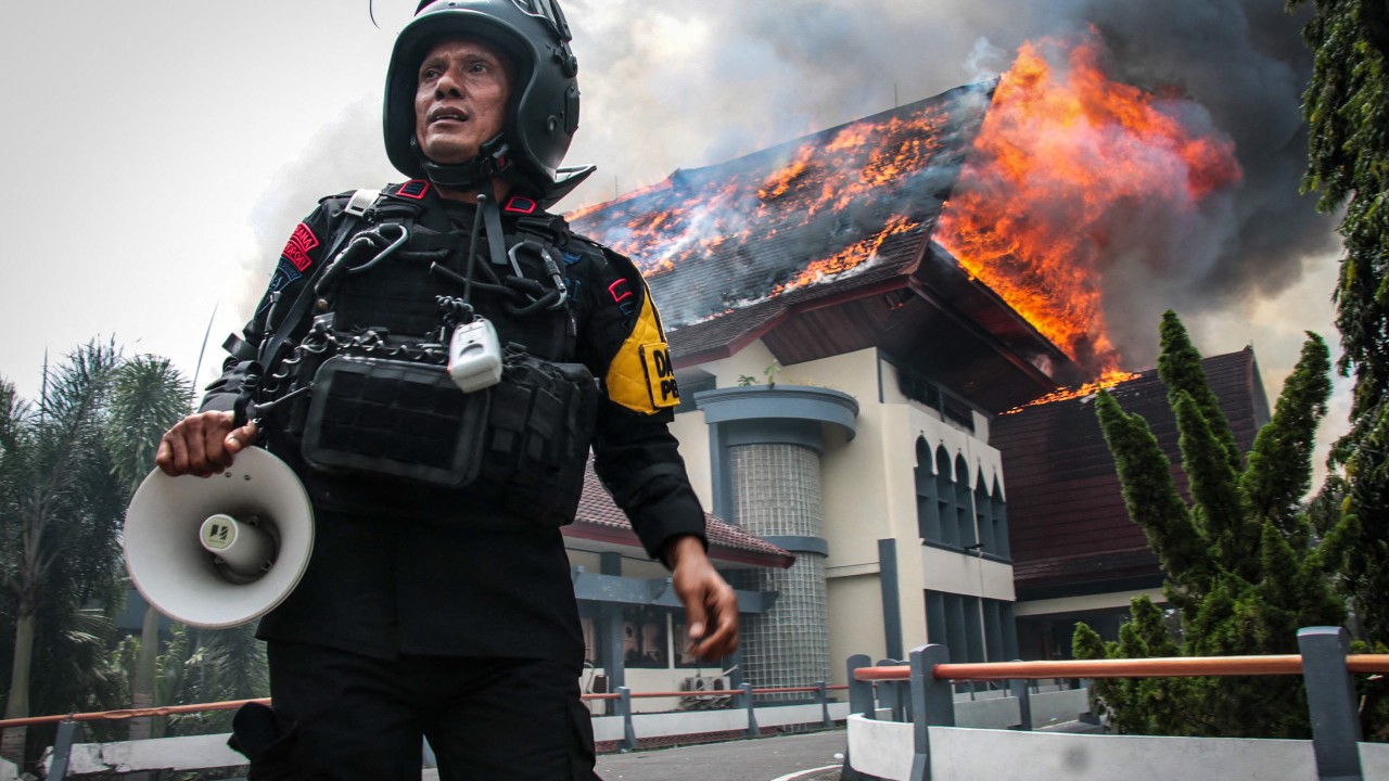 Indonesia protests prompt Prabowo to cancel China trip, Beijing security warning