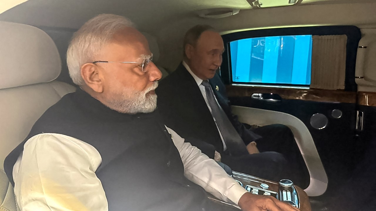 India signals no oil import cut from Russia, ‘eagerly’ awaits Putin visit