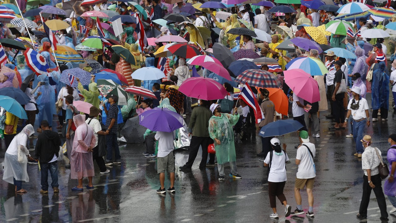 Thailand acting leader moves to dissolve parliament to block rival’s PM bid