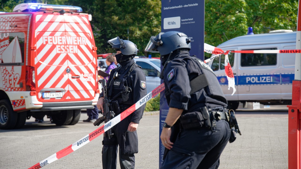 Teacher attacked with knife at Germany school