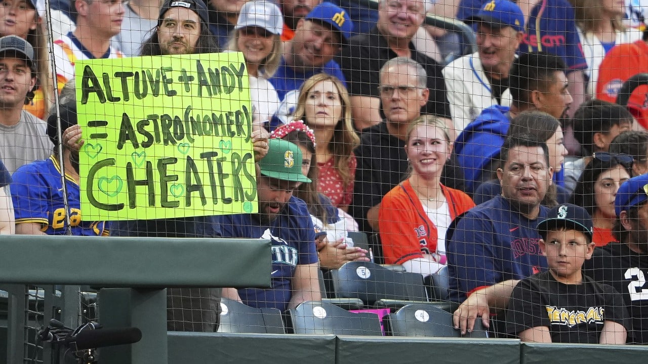 Ex-Astronomer HR executive files for divorce after Coldplay ‘kiss cam’ scandal