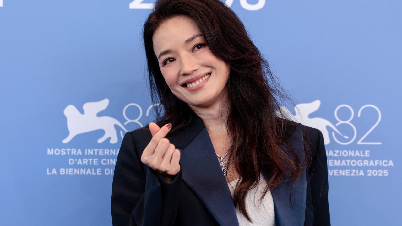 Sonakshi Sinha obeležuje 15. obletnico filma 'Dabangg', Shu Qi pa predstavlja svoj režiserski prvenec 'Girl'