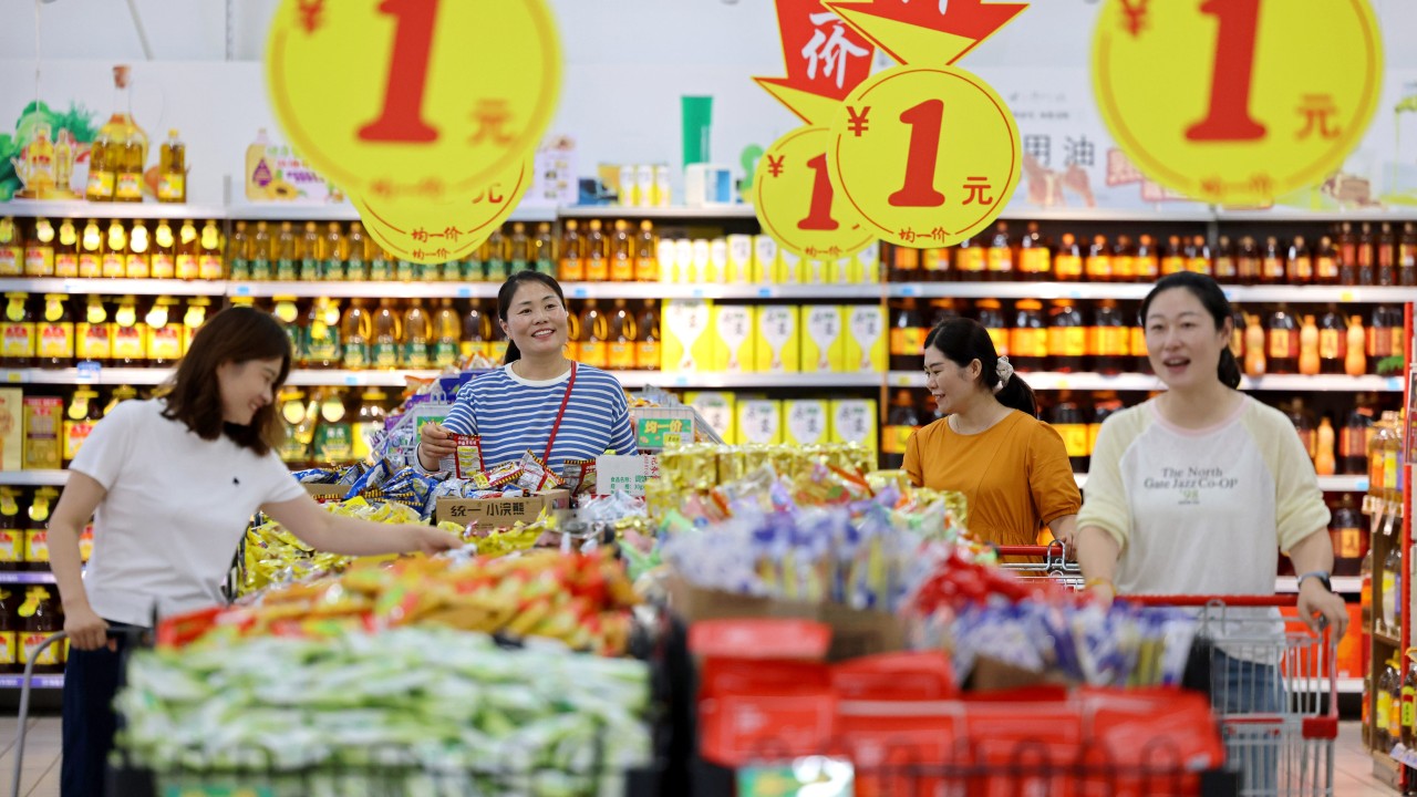 Chinese consumer prices slip back into decline amid deflationary pressures