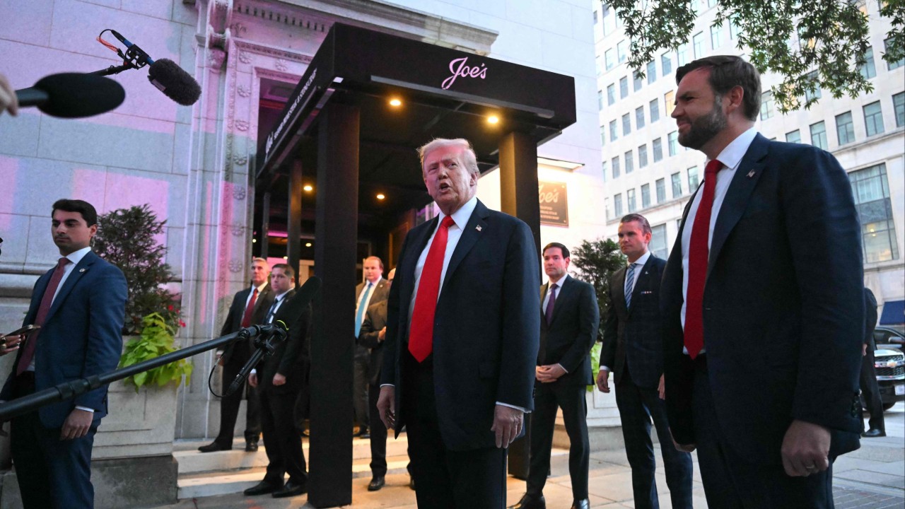 Trump dines out near White House and says he’ll send troops to another US city