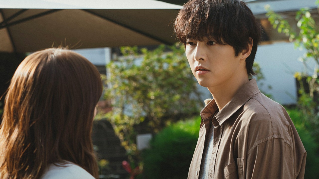 Song Joong-ki in Chun Woo-hee se vrača v romantične vloge z dramo Moja mladost