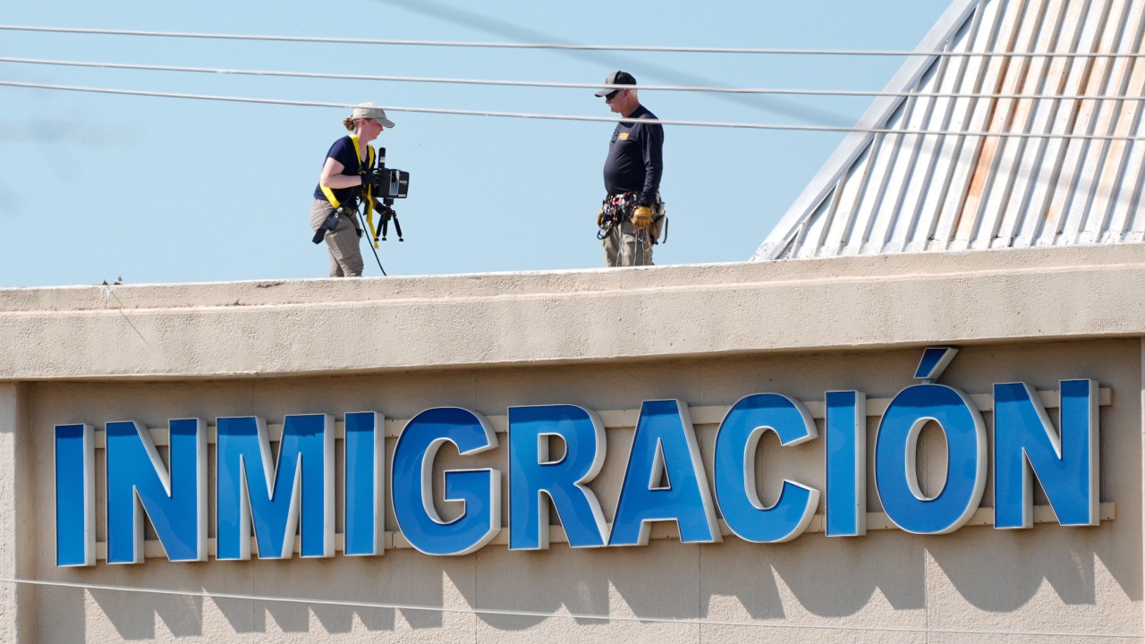 Gunman at Dallas ICE facility wanted to terrorise agents, officials say