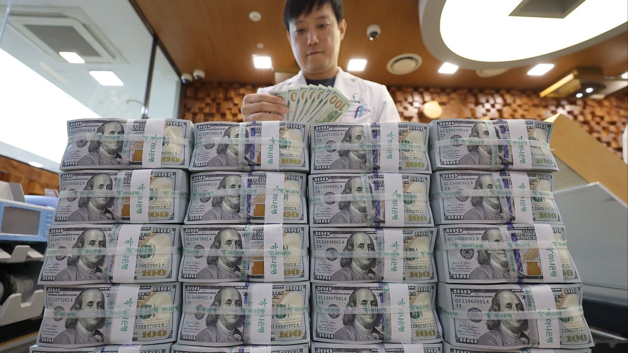 Global dividends surge on weak US dollar and Japan’s record payouts