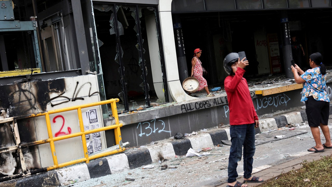 Indonezija začasno ukinila dovoljenje za delovanje TikToka zaradi zadrževanja podatkov o prenosih v živo