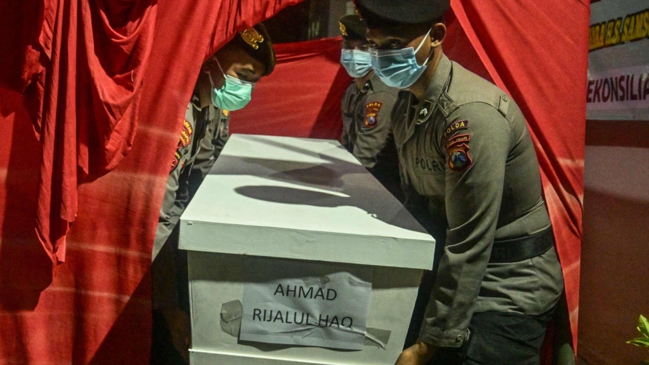 Indonesian school collapse death toll hits 54 after rescuers clear 80% of debris