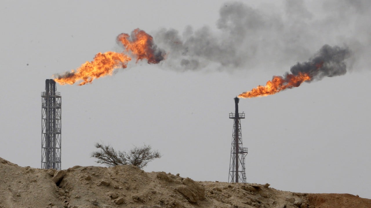 ZDA uvedle nove sankcije proti Iranu zaradi trgovine z nafto in plinom