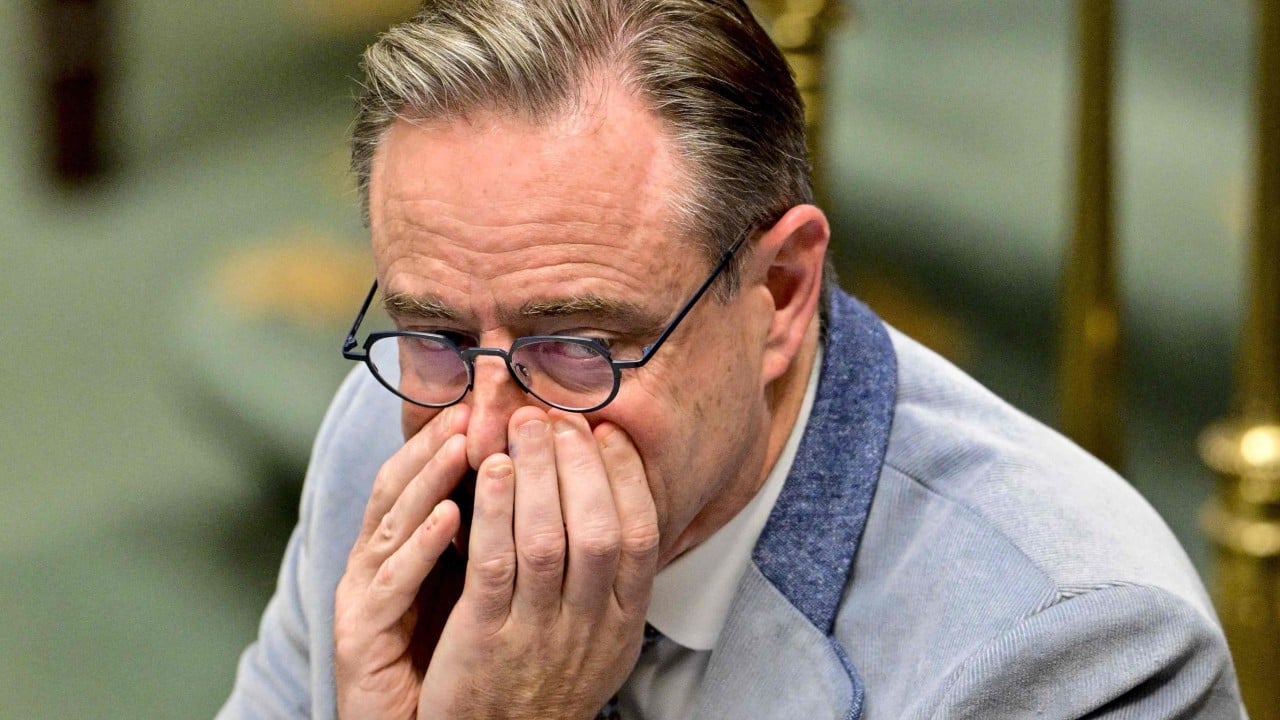 V Belgiji aretirali tri osumljence zaradi načrtovanja atentata na premierja