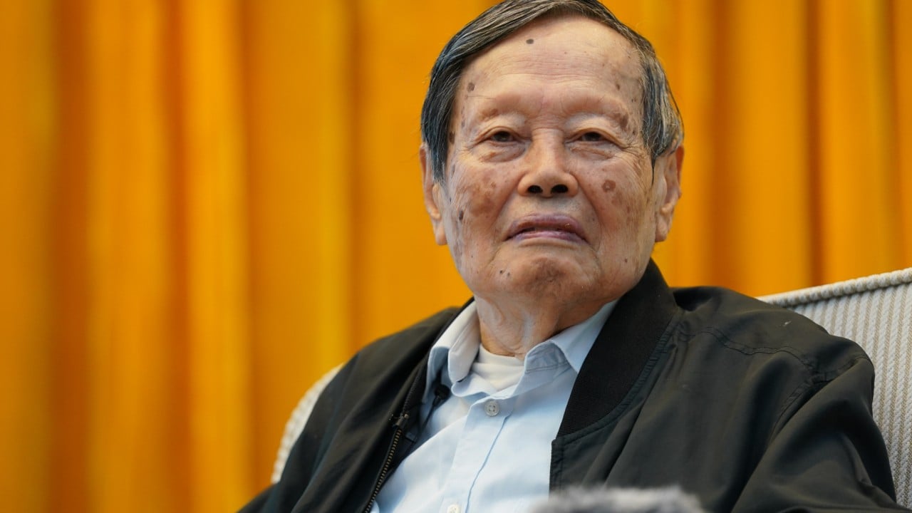Chinese Nobel Prize-winning physicist Chen-ning Yang dies, aged 103