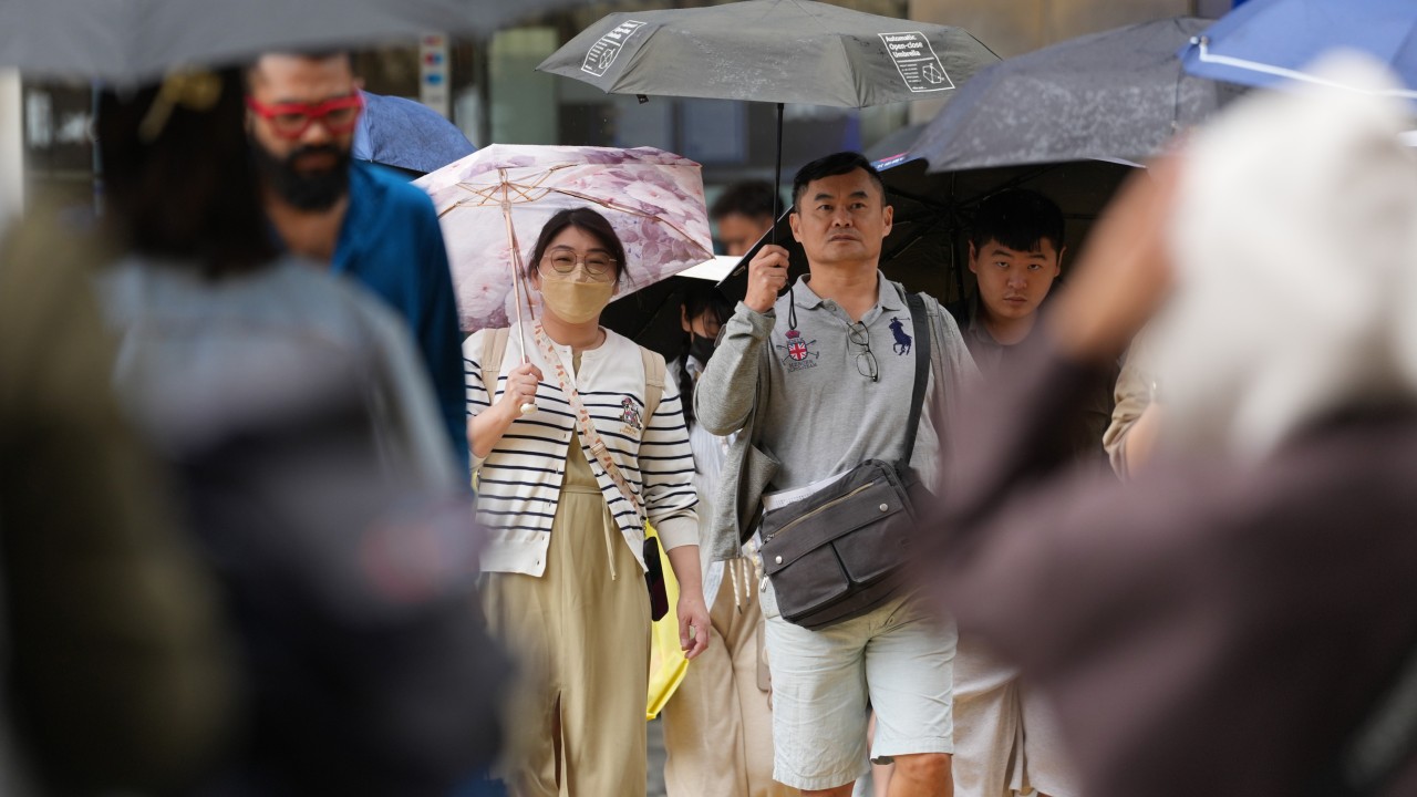 Hong Kong temperatures fall to lowest so far this autumn